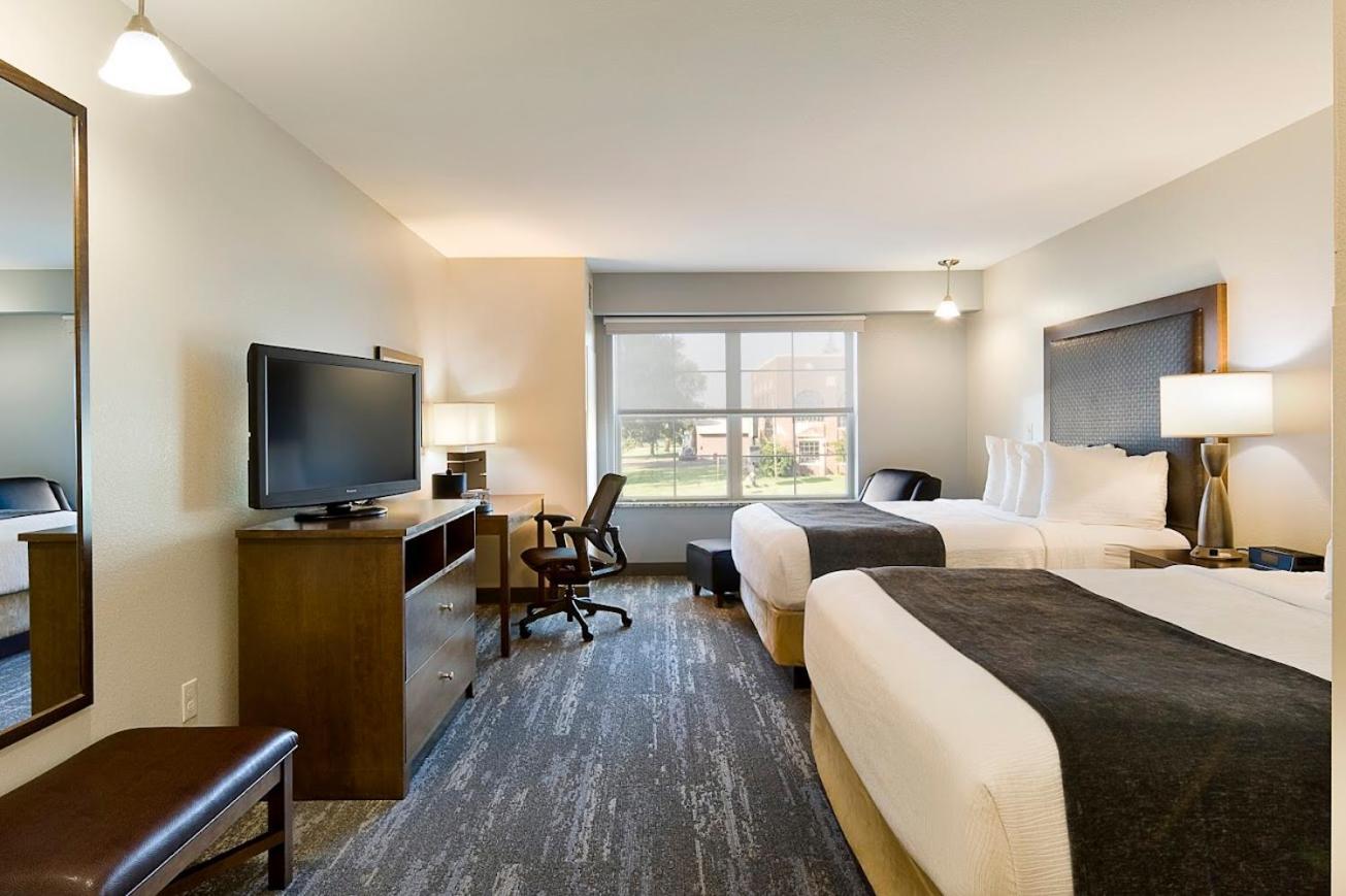 Clubhouse Hotel And Suites Pierre Exteriér fotografie