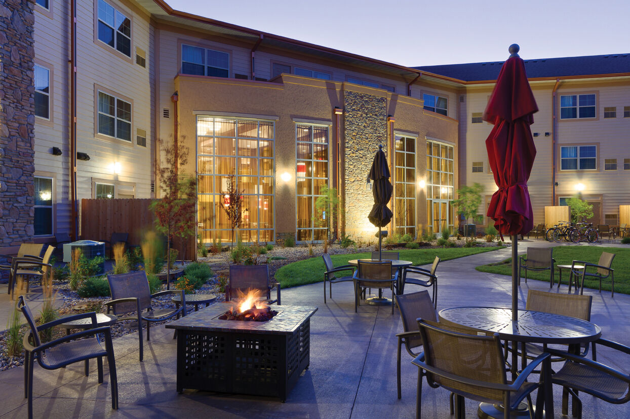 Clubhouse Hotel And Suites Pierre Restaurace fotografie
